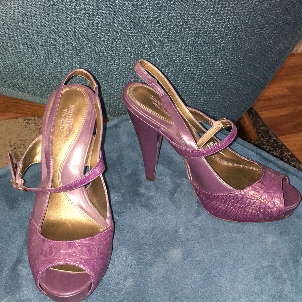 Simply Vera deep purple open toe heel size 7